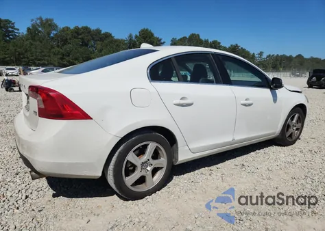 2013 Volvo S60 T5 из США, поврежденный, VIN YV1612FS6D1213931